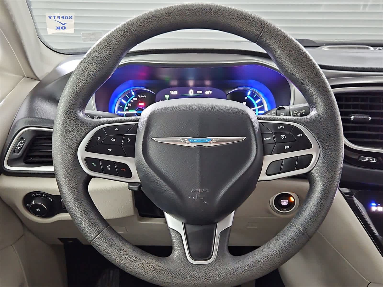 Thumbnail: 2018 Chrysler Pacifica - 22