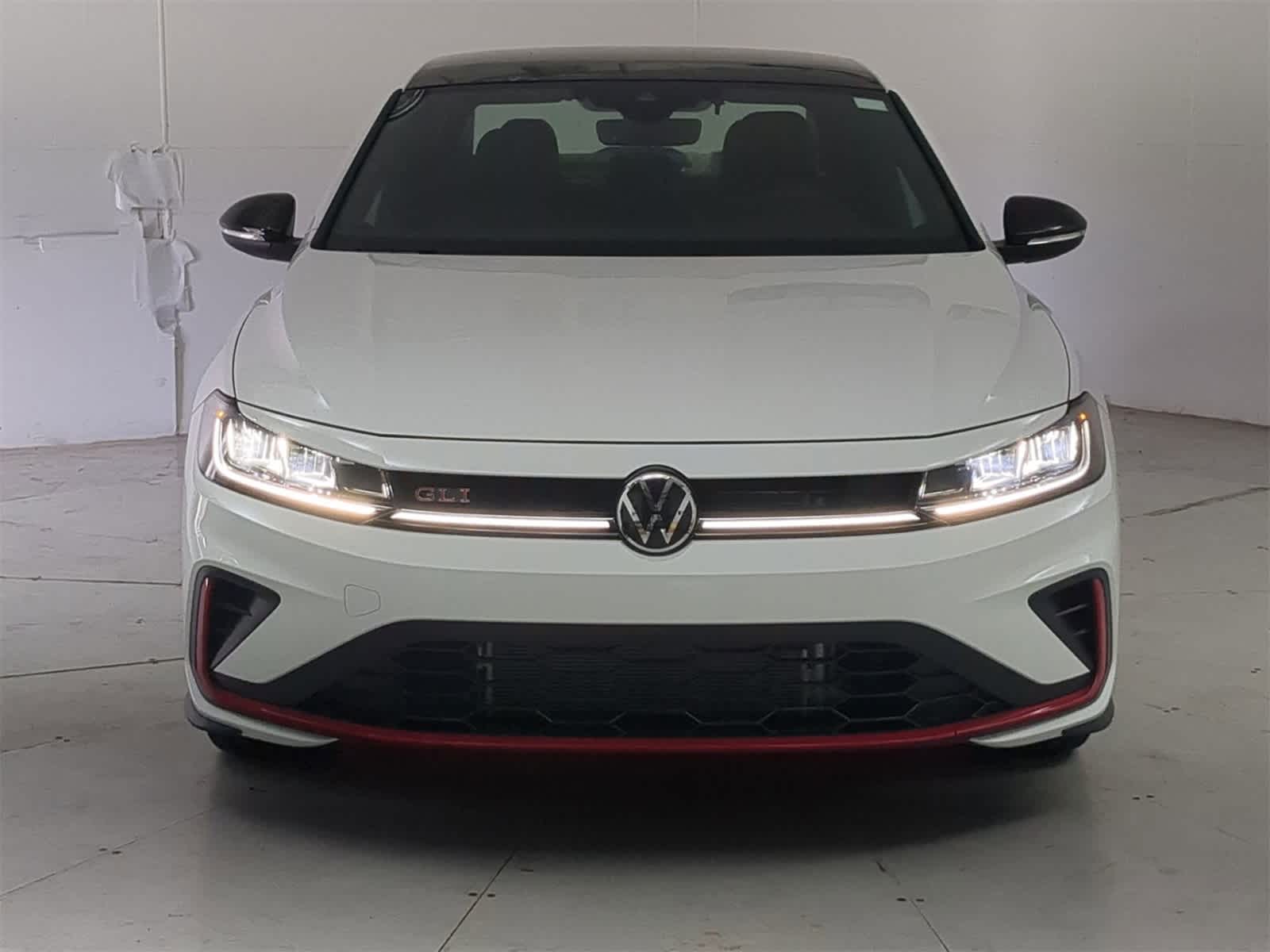 Thumbnail: 2025 Volkswagen Jetta - 9