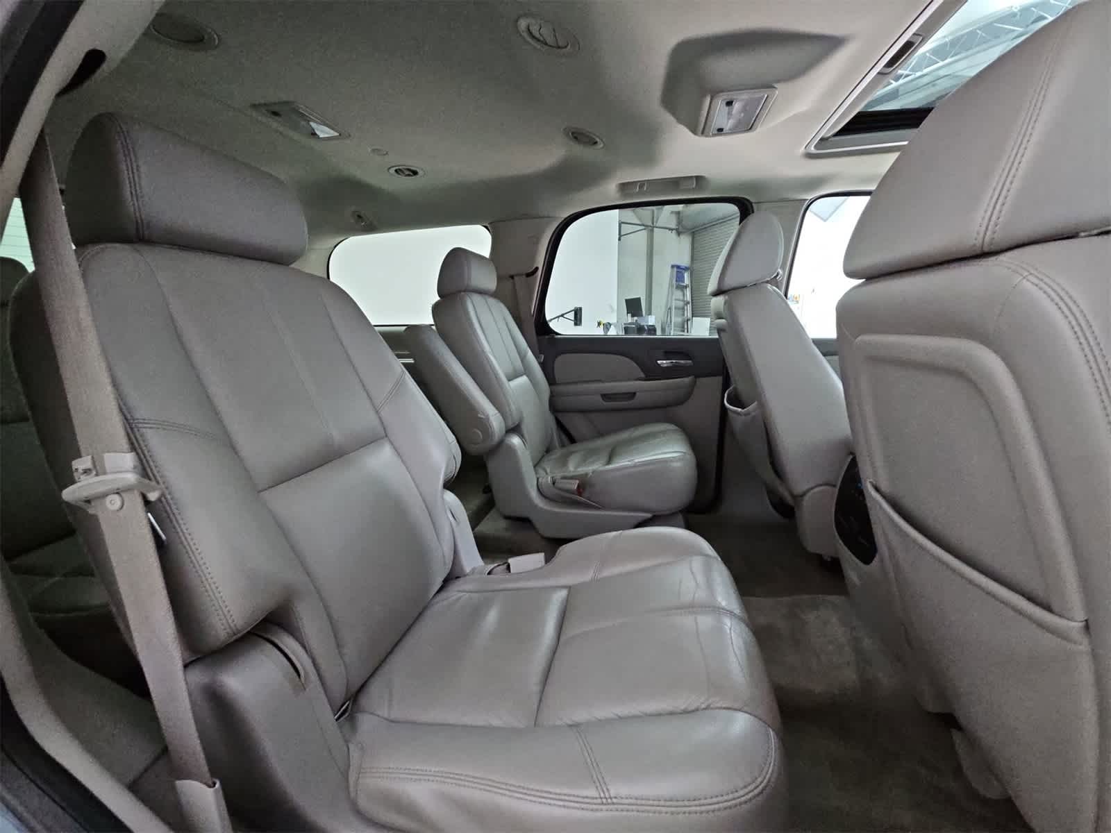 Thumbnail: 2008 GMC Yukon - 20