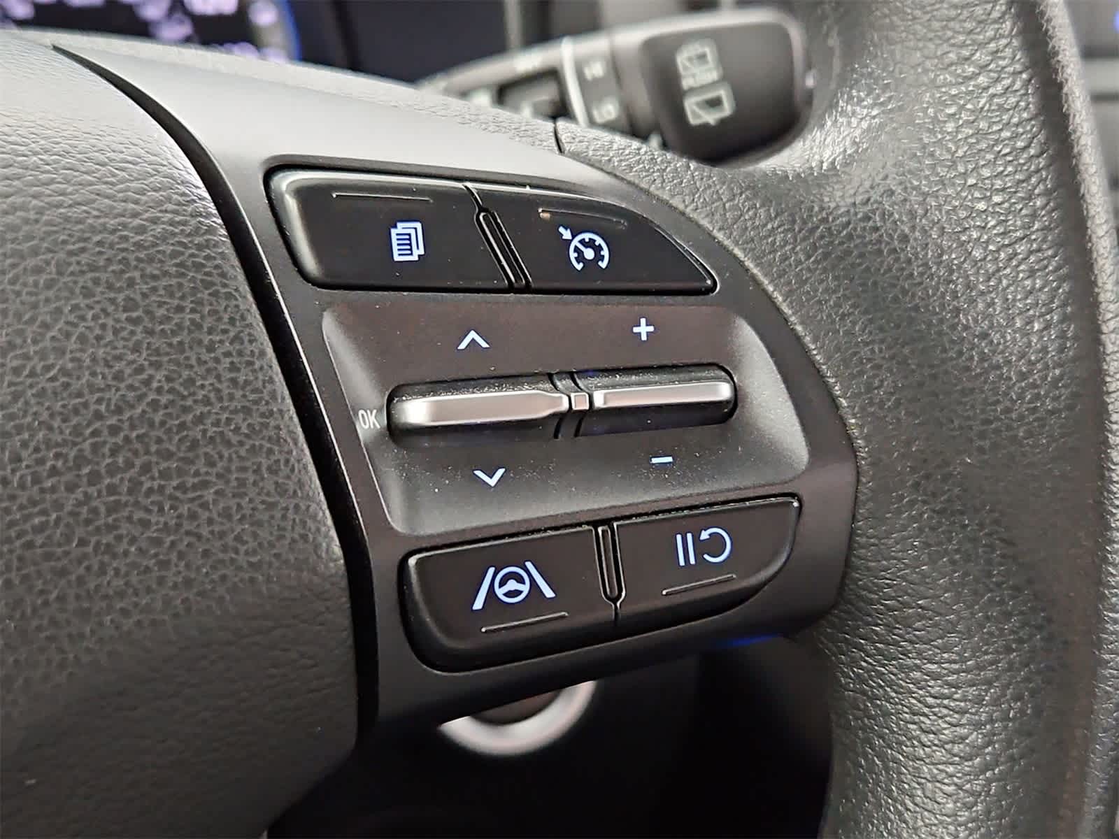 Thumbnail: 2022 Hyundai Kona - 24