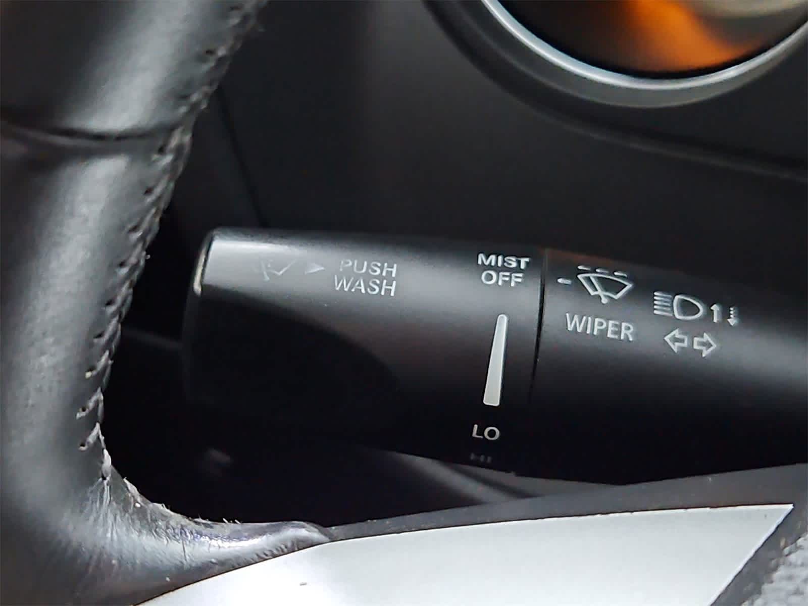 Thumbnail: 2012 Dodge Challenger - 25