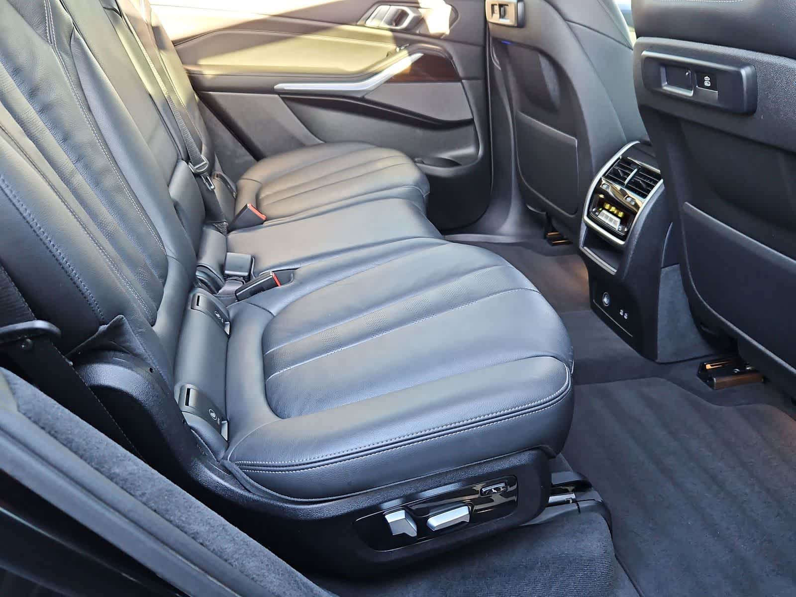 Thumbnail: 2020 BMW X7 - 21