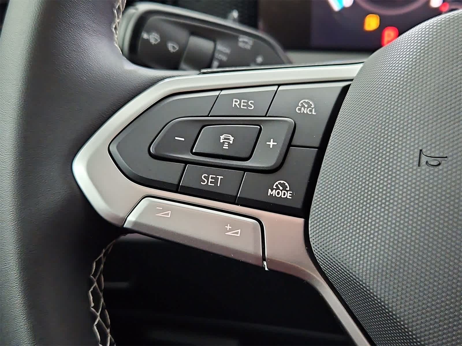 Thumbnail: 2026 Volkswagen Tiguan - 23