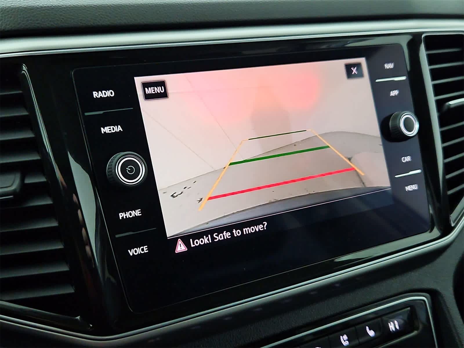 Thumbnail: 2019 Volkswagen Atlas - 31