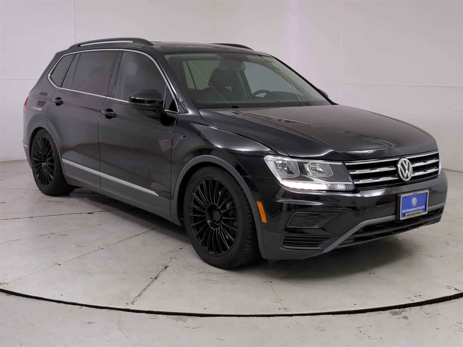 Thumbnail: 2020 Volkswagen Tiguan - 7