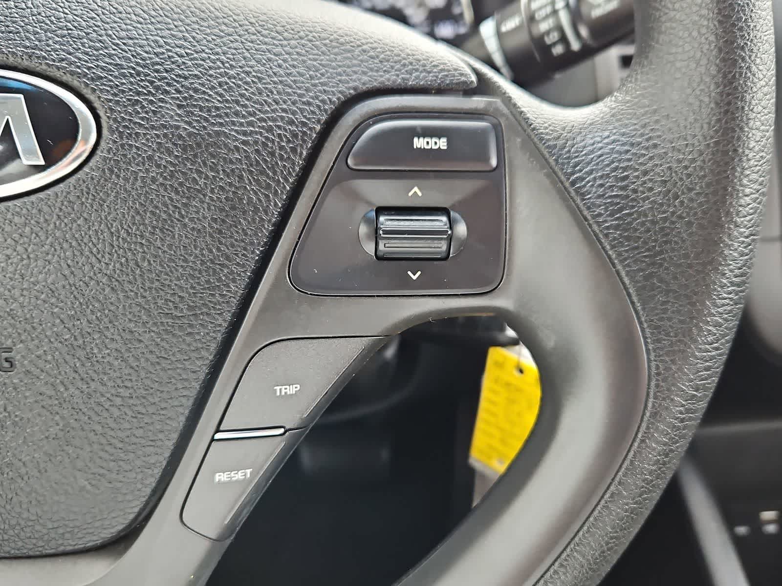 Thumbnail: 2017 Kia Forte - 24