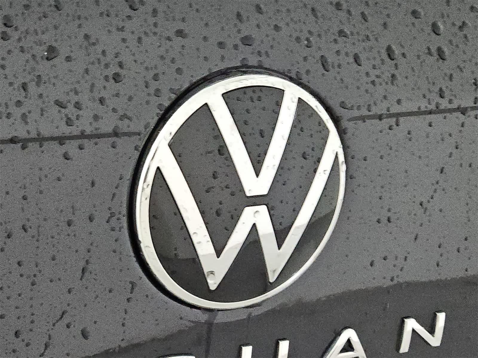 Thumbnail: 2024 Volkswagen Tiguan - 10