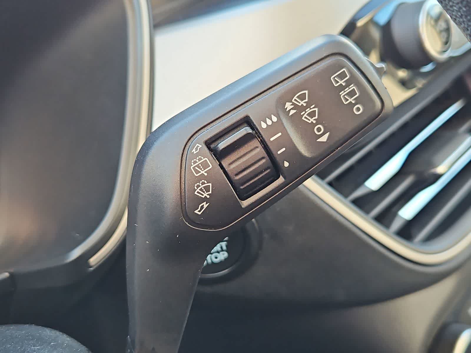 Thumbnail: 2021 Ford Escape - 25