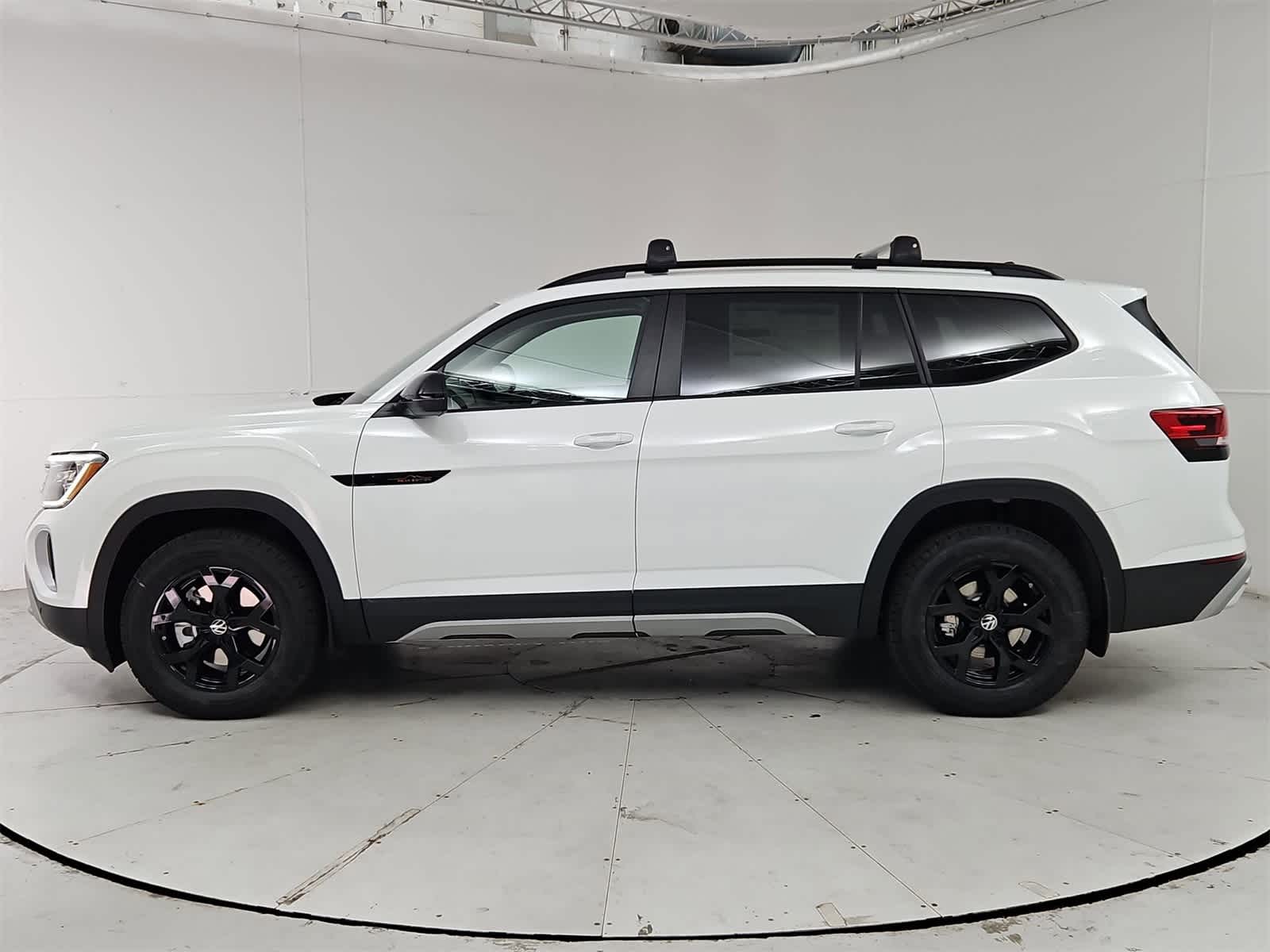 Thumbnail: 2025 Volkswagen Atlas - 3