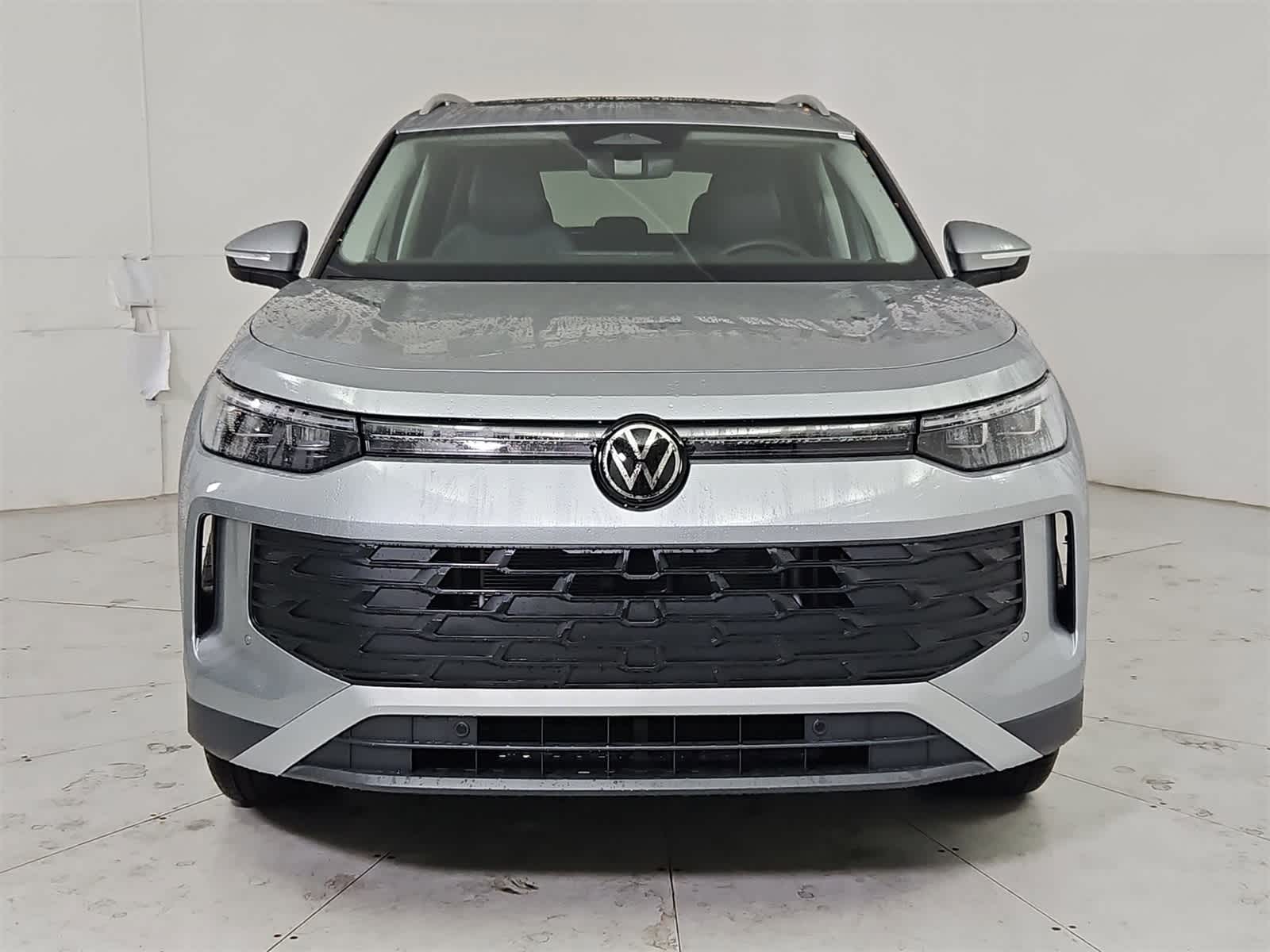 Thumbnail: 2025 Volkswagen Tiguan - 9