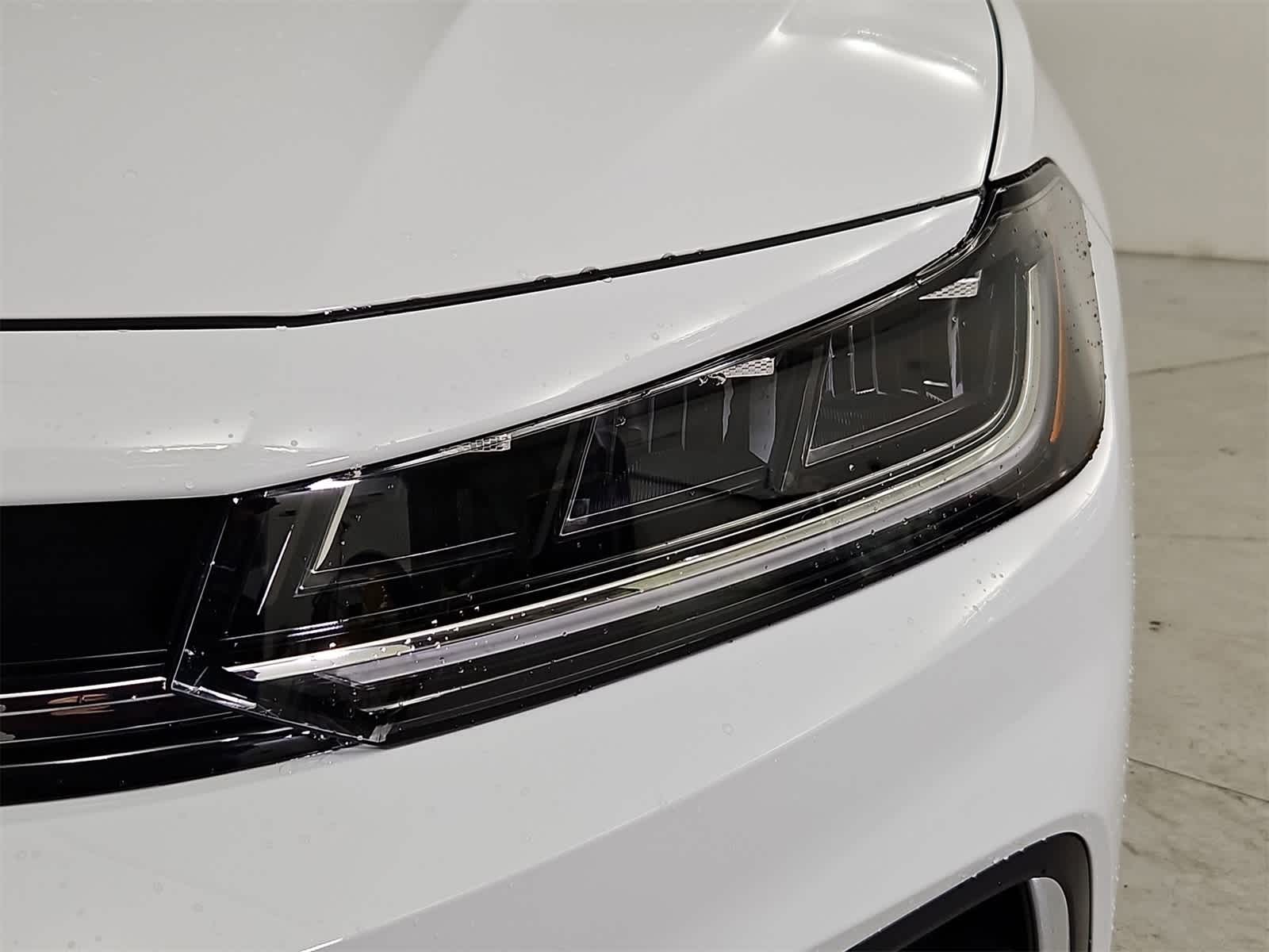 Thumbnail: 2026 Volkswagen Jetta - 10