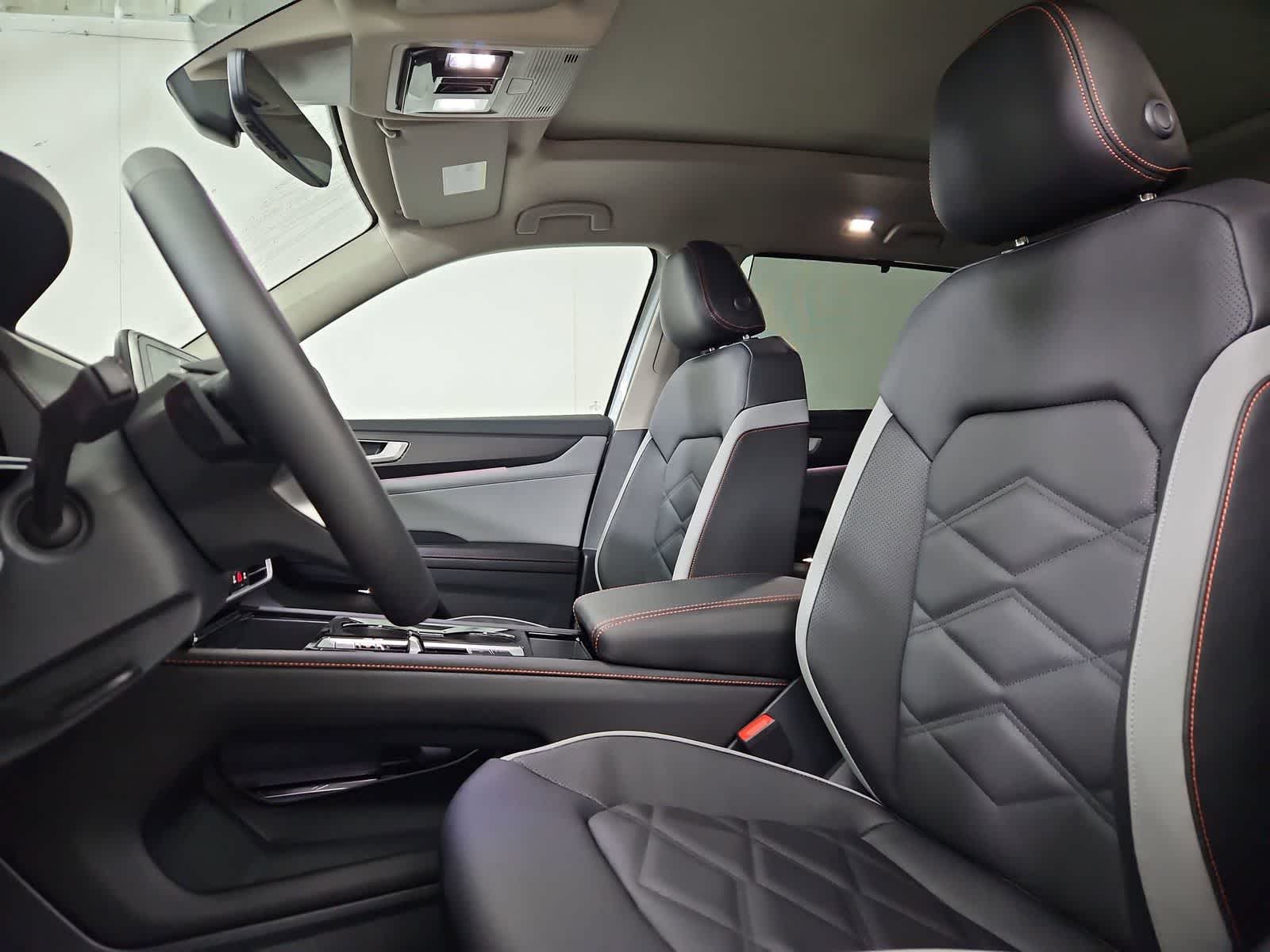 Thumbnail: 2026 Volkswagen Atlas - 16