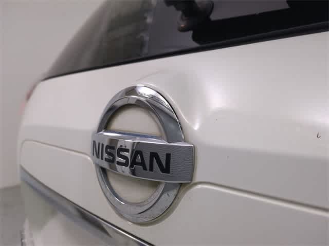 2014 Nissan Rogue SV 10