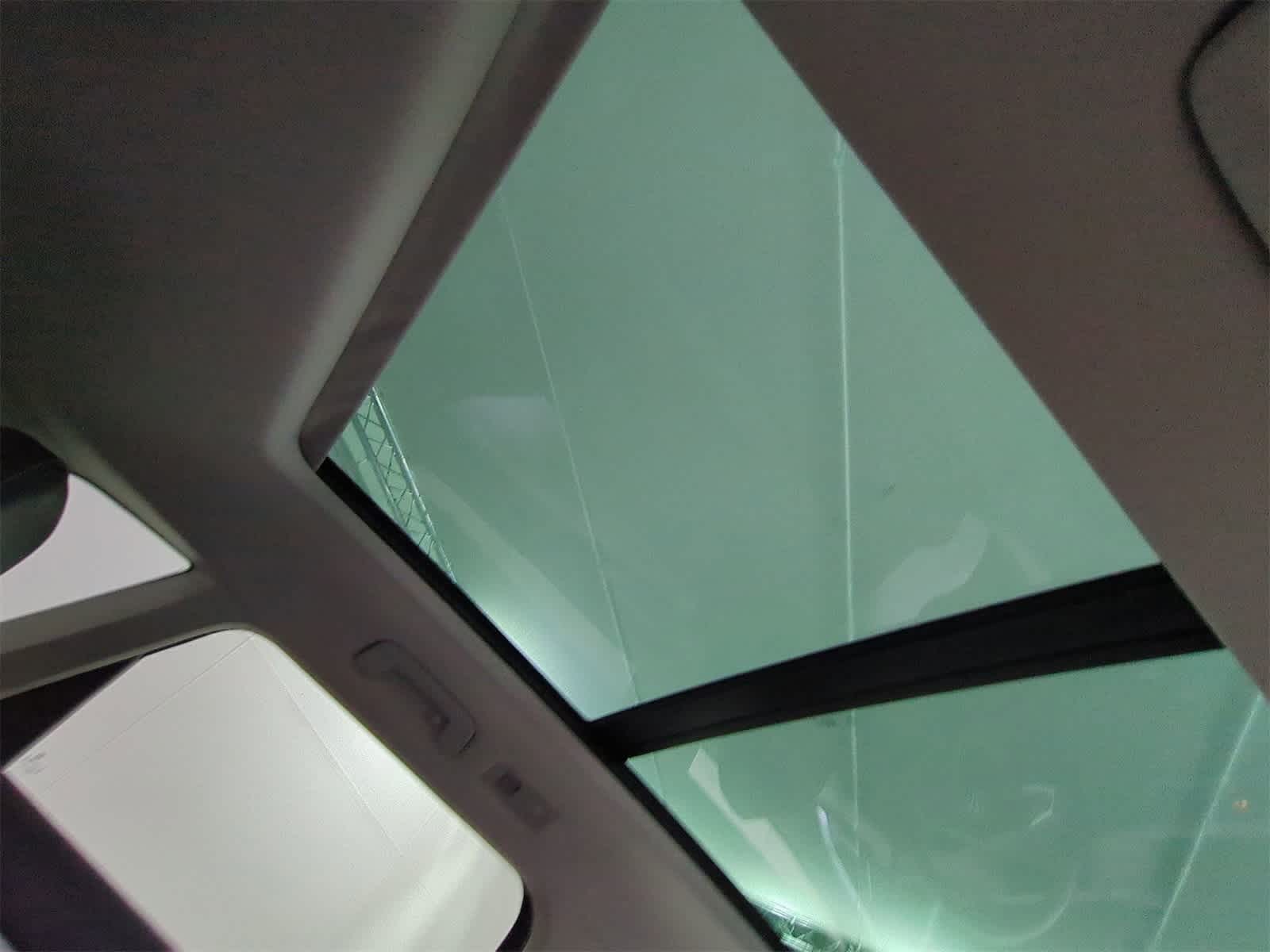 Thumbnail: 2025 Volkswagen Taos - 22