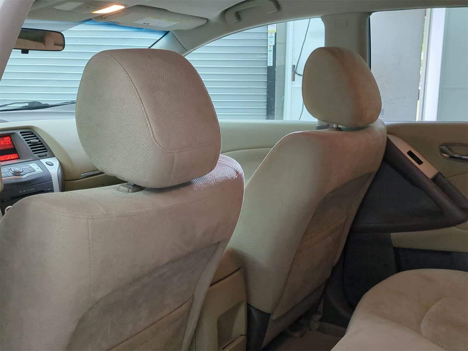 Thumbnail: 2009 Nissan Murano - 18
