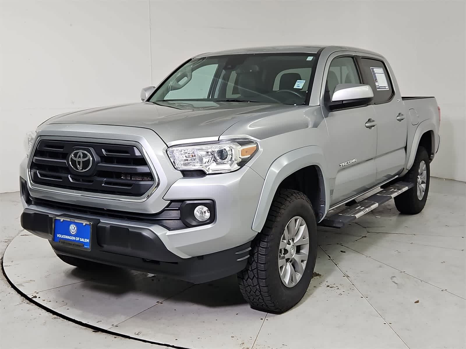 Thumbnail: 2019 Toyota Tacoma - 1