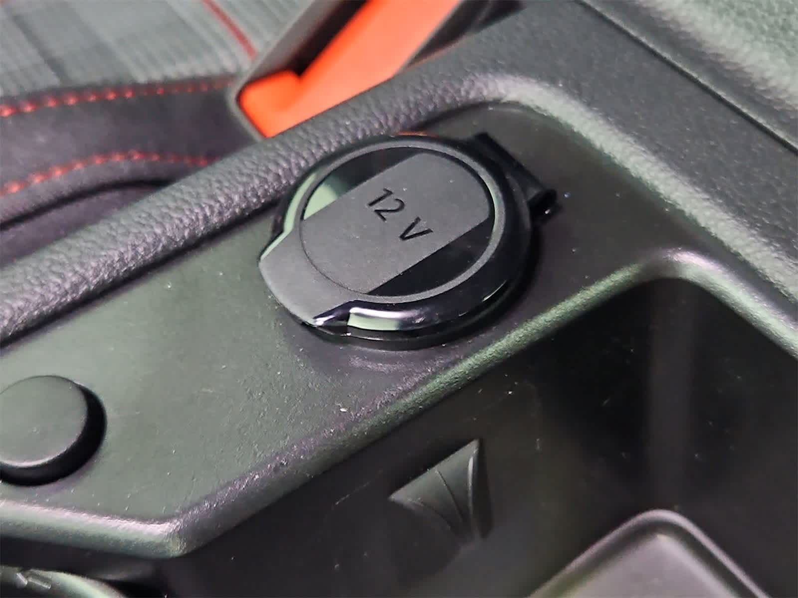 Thumbnail: 2025 Volkswagen Golf - 37