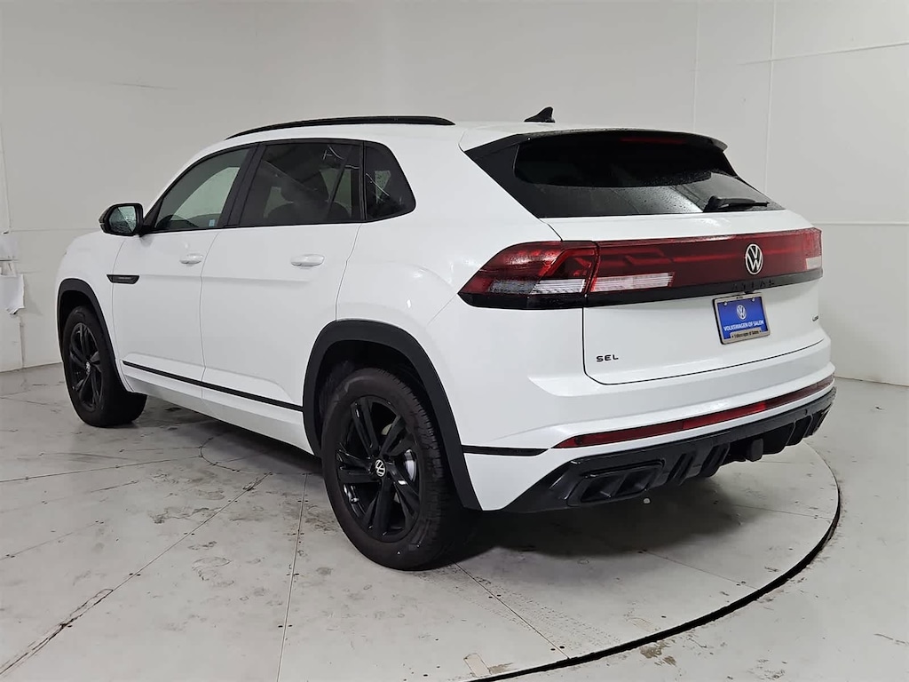 New 2025 Volkswagen Atlas Cross Sport 2.0T SEL R-Line Black SUV