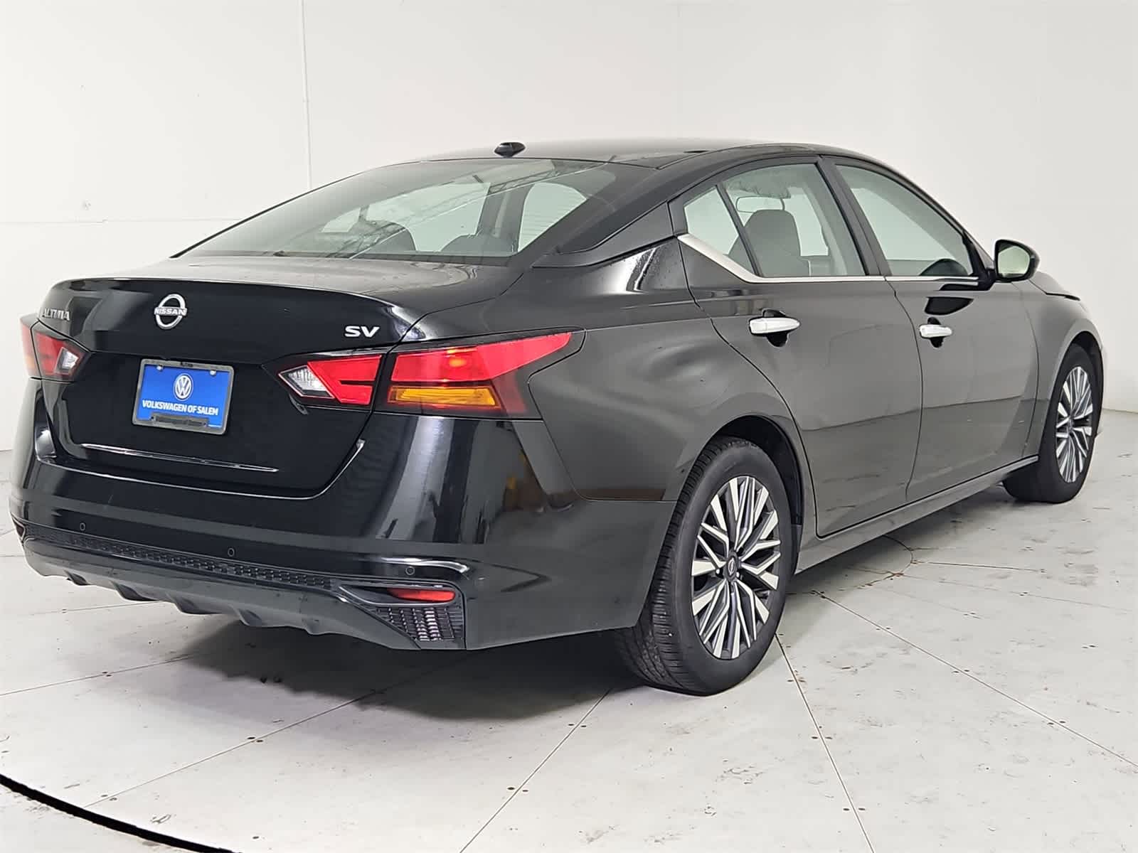 Thumbnail: 2023 Nissan Altima - 6