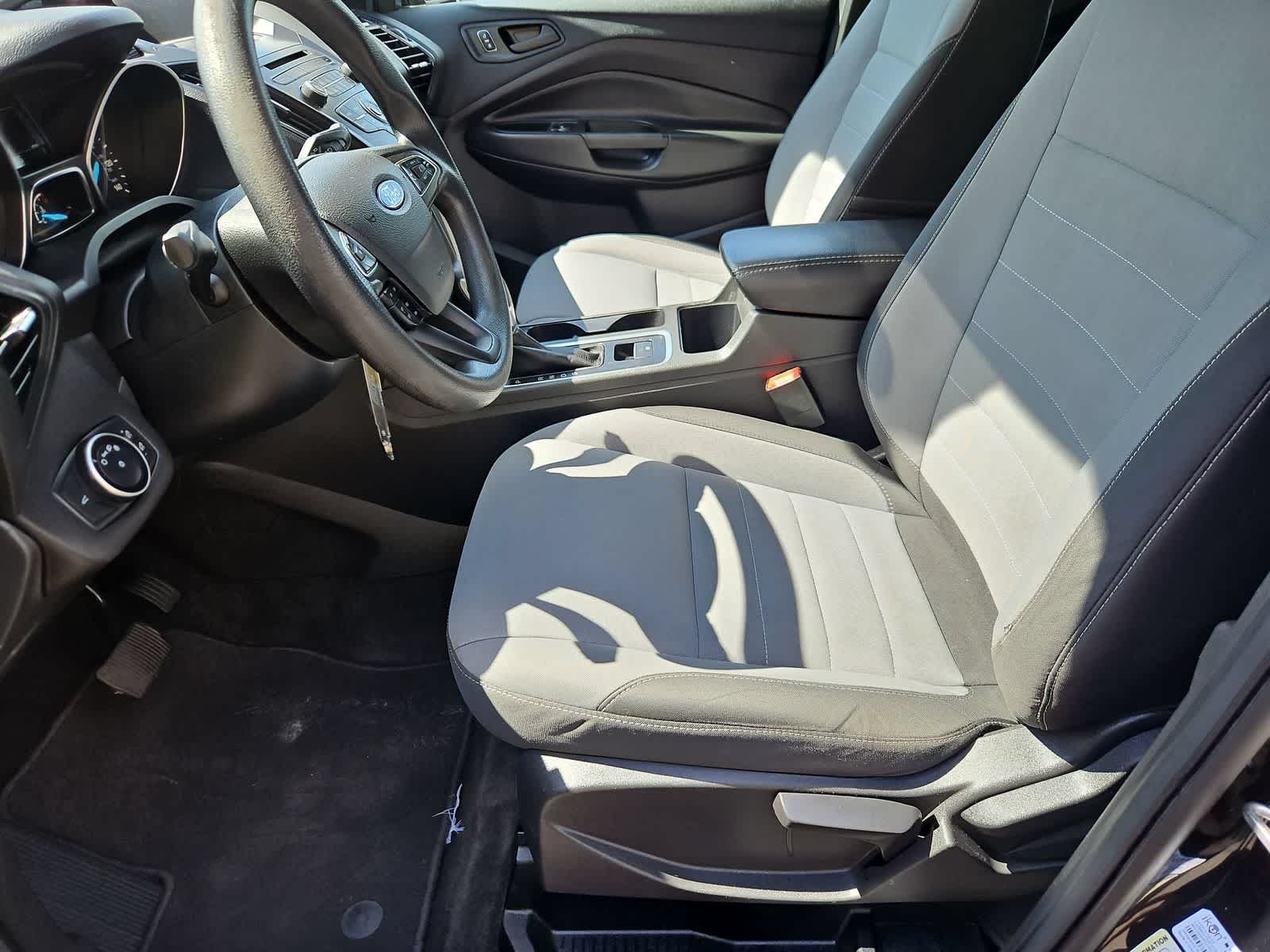 Thumbnail: 2017 Ford Escape - 15