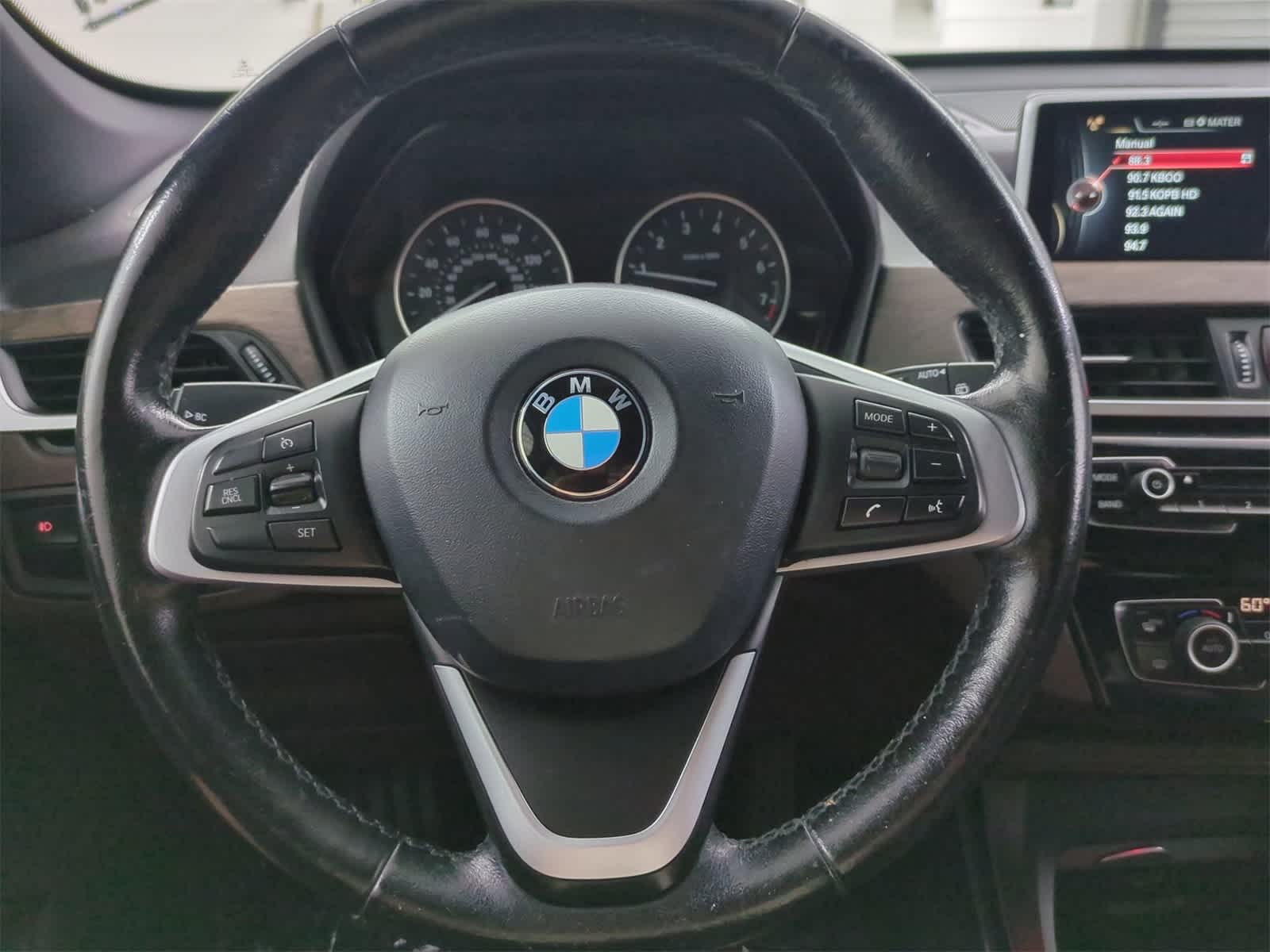 Thumbnail: 2017 BMW X1 - 21
