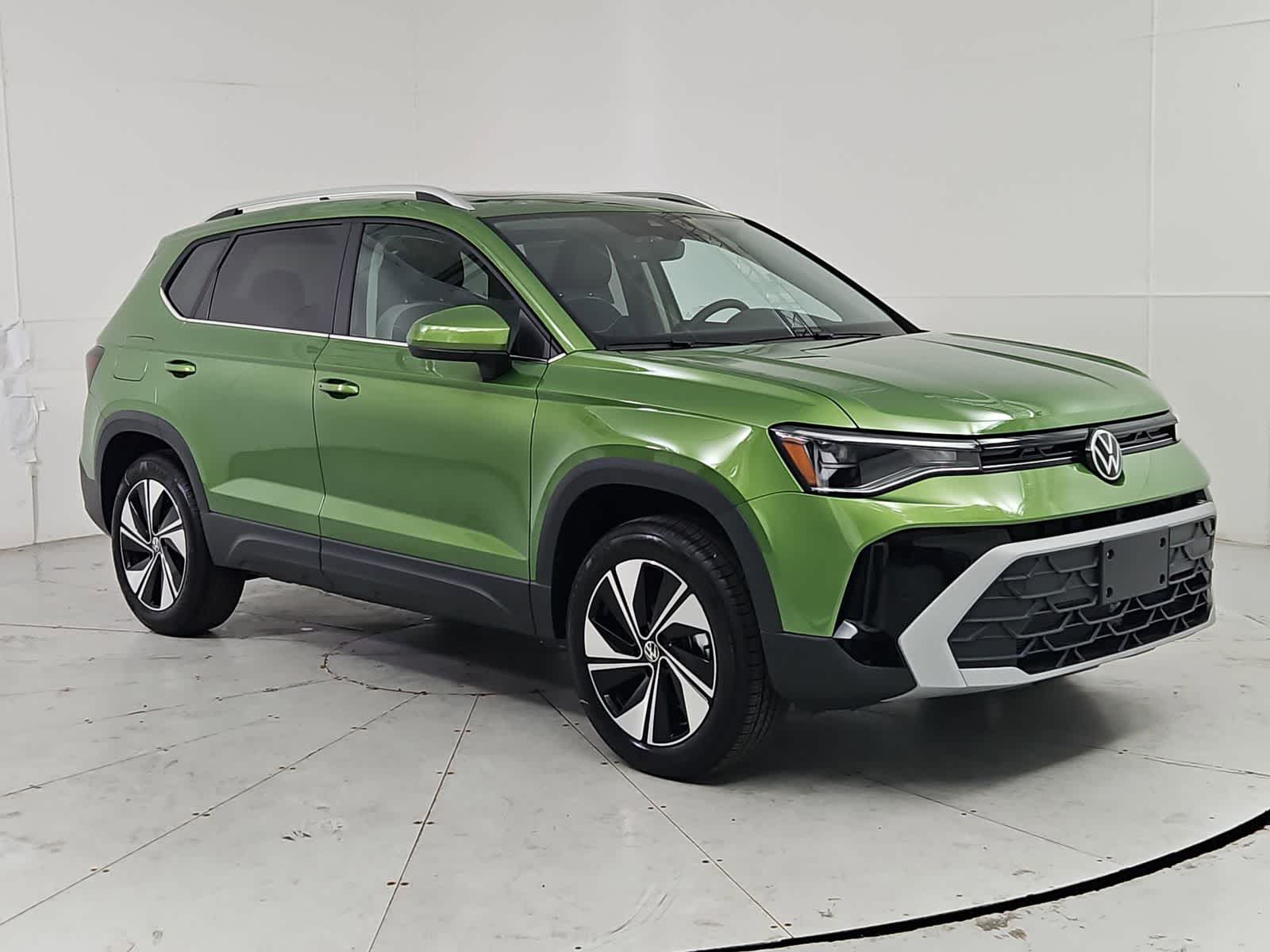 Thumbnail: 2026 Volkswagen Taos - 8