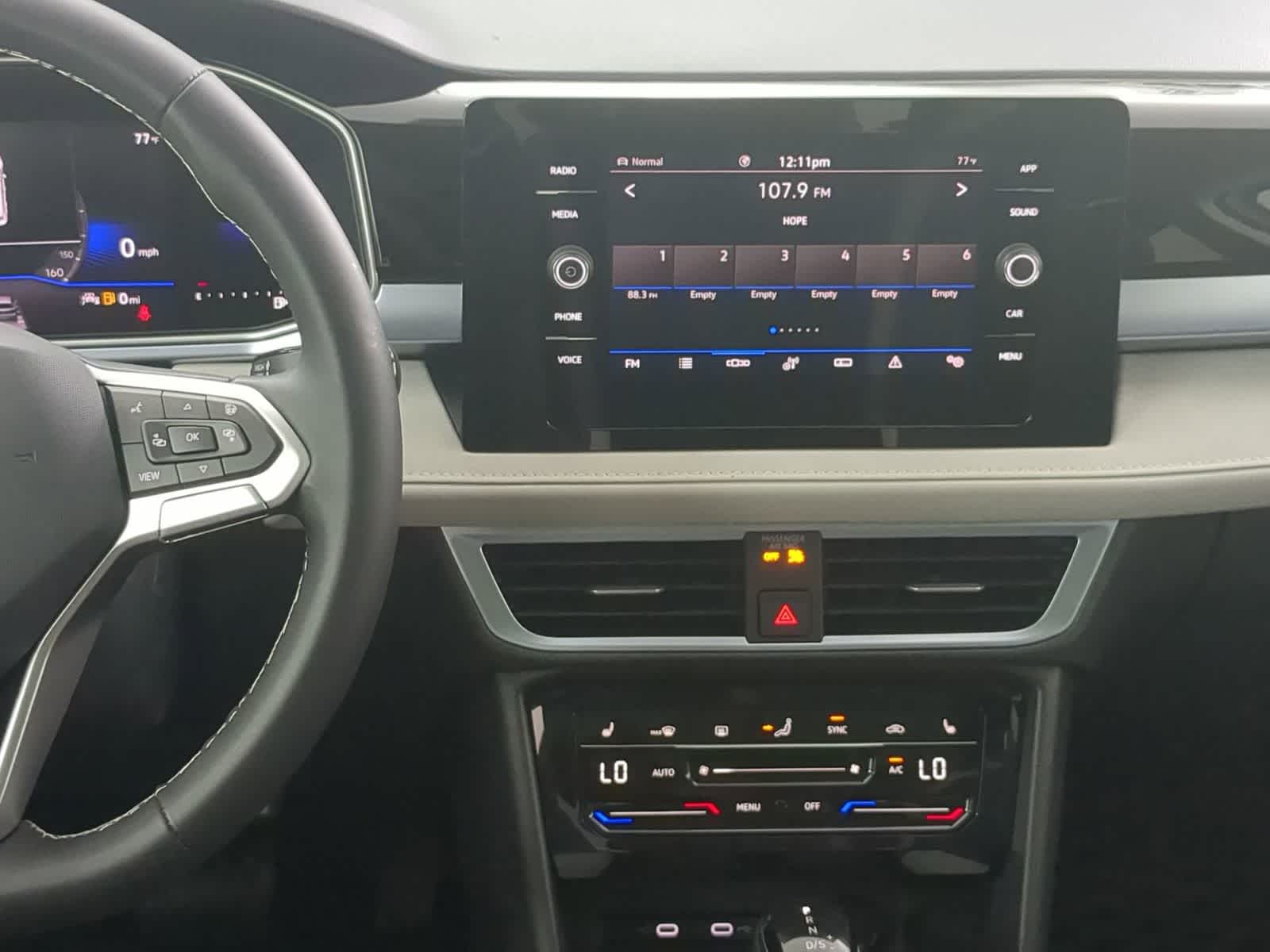 Thumbnail: 2025 Volkswagen Taos - 29