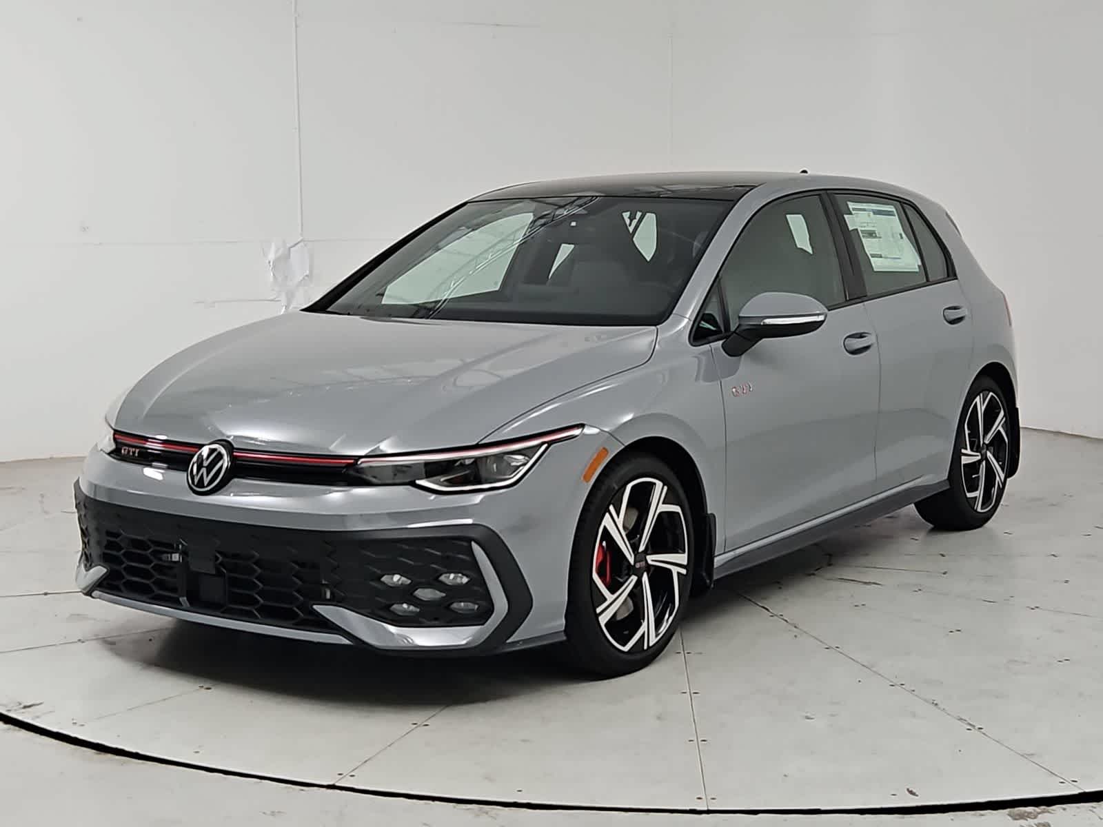 Thumbnail: 2026 Volkswagen Golf - 1