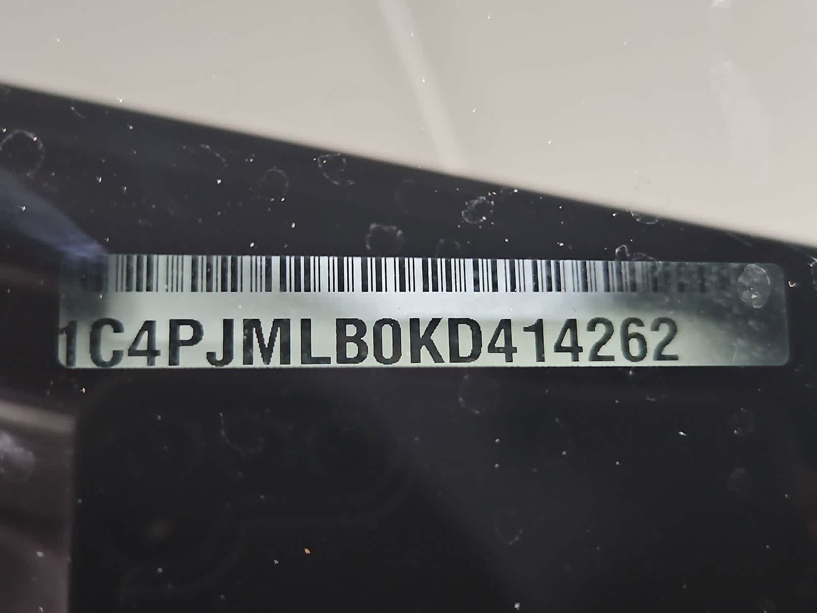 Thumbnail: 2019 Jeep Cherokee - 35