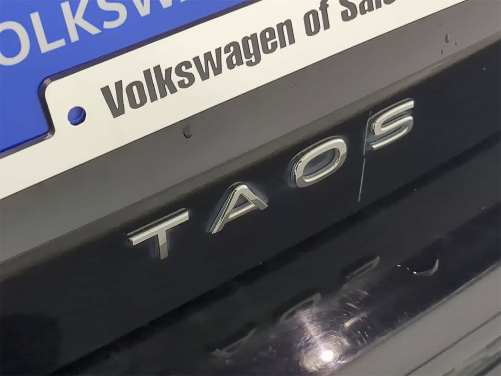 Thumbnail: 2023 Volkswagen Taos - 11