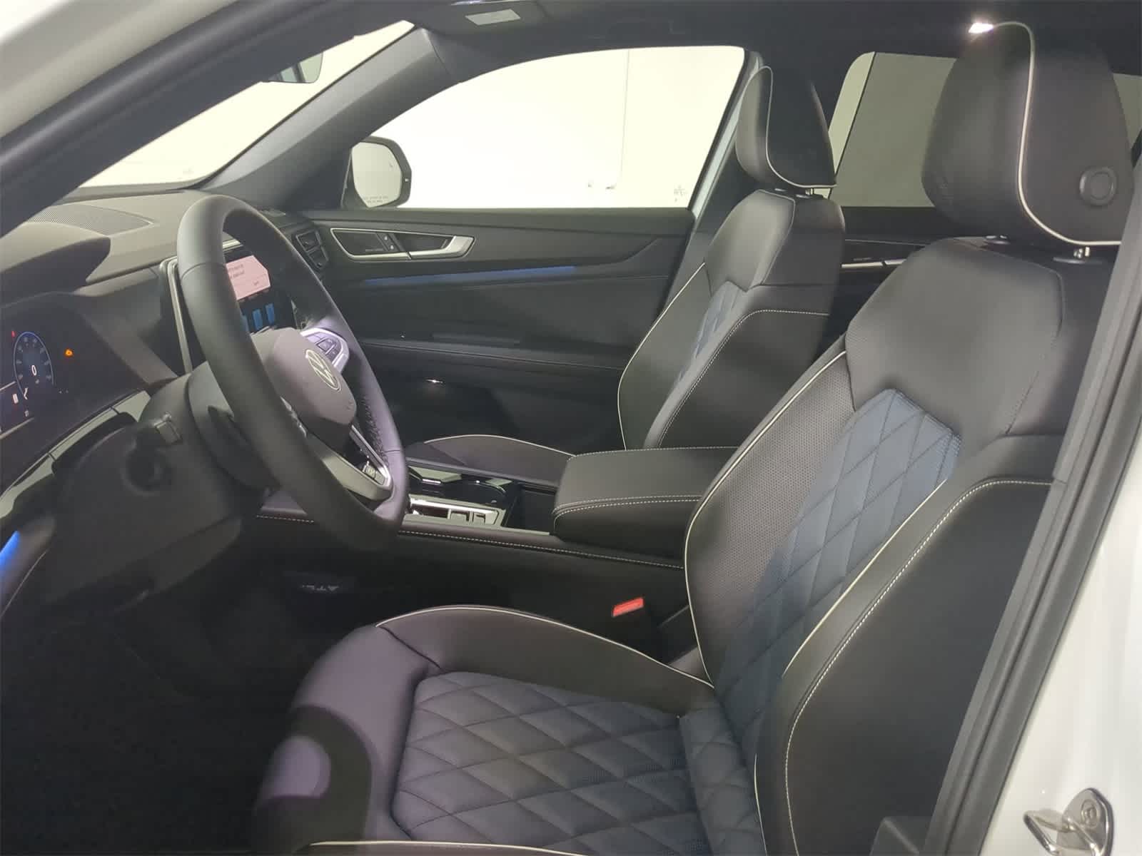 Thumbnail: 2026 Volkswagen Atlas - 16