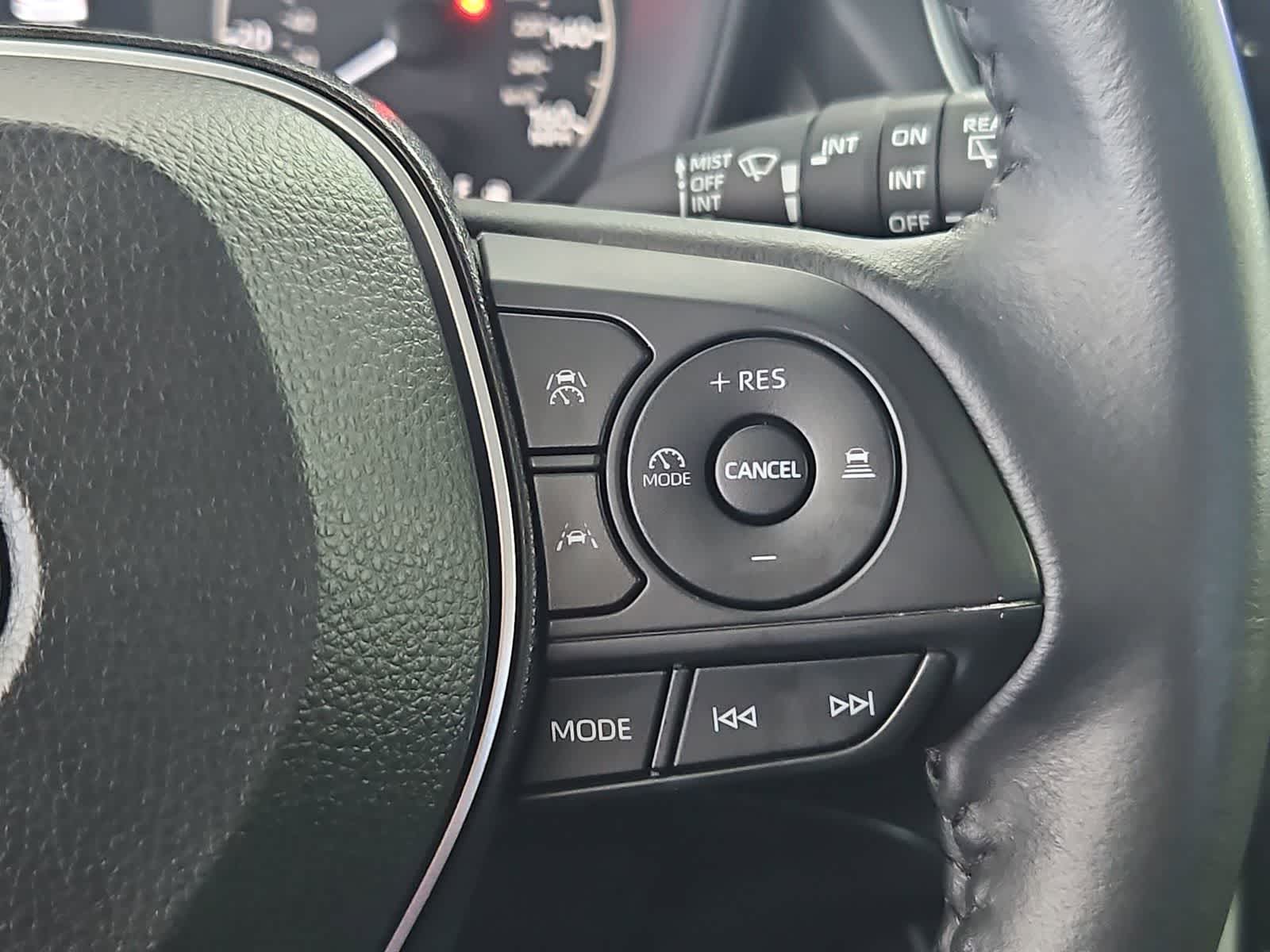 Thumbnail: 2023 Toyota Corolla Cross - 22