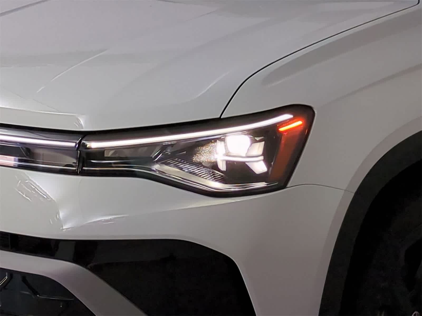 Thumbnail: 2025 Volkswagen Taos - 10