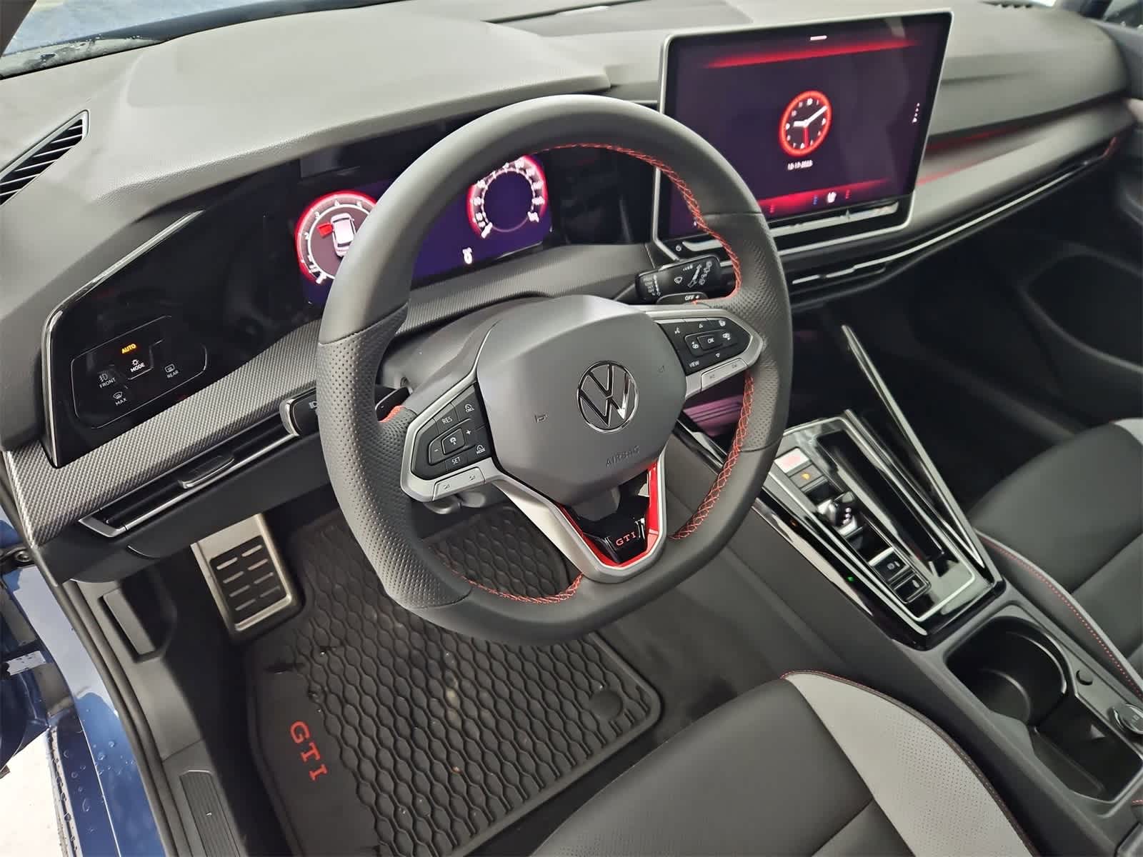 Thumbnail: 2025 Volkswagen Golf - 2