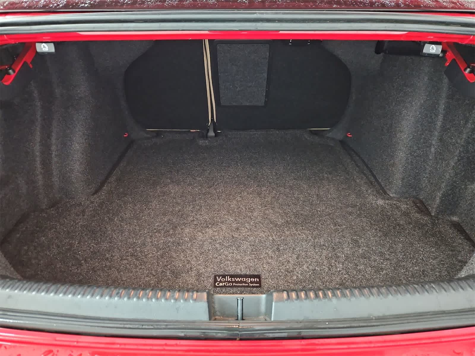 Thumbnail: 2013 Volkswagen Jetta - 33