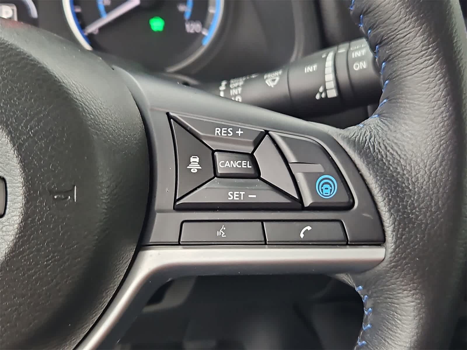 Thumbnail: 2024 Nissan Leaf - 23