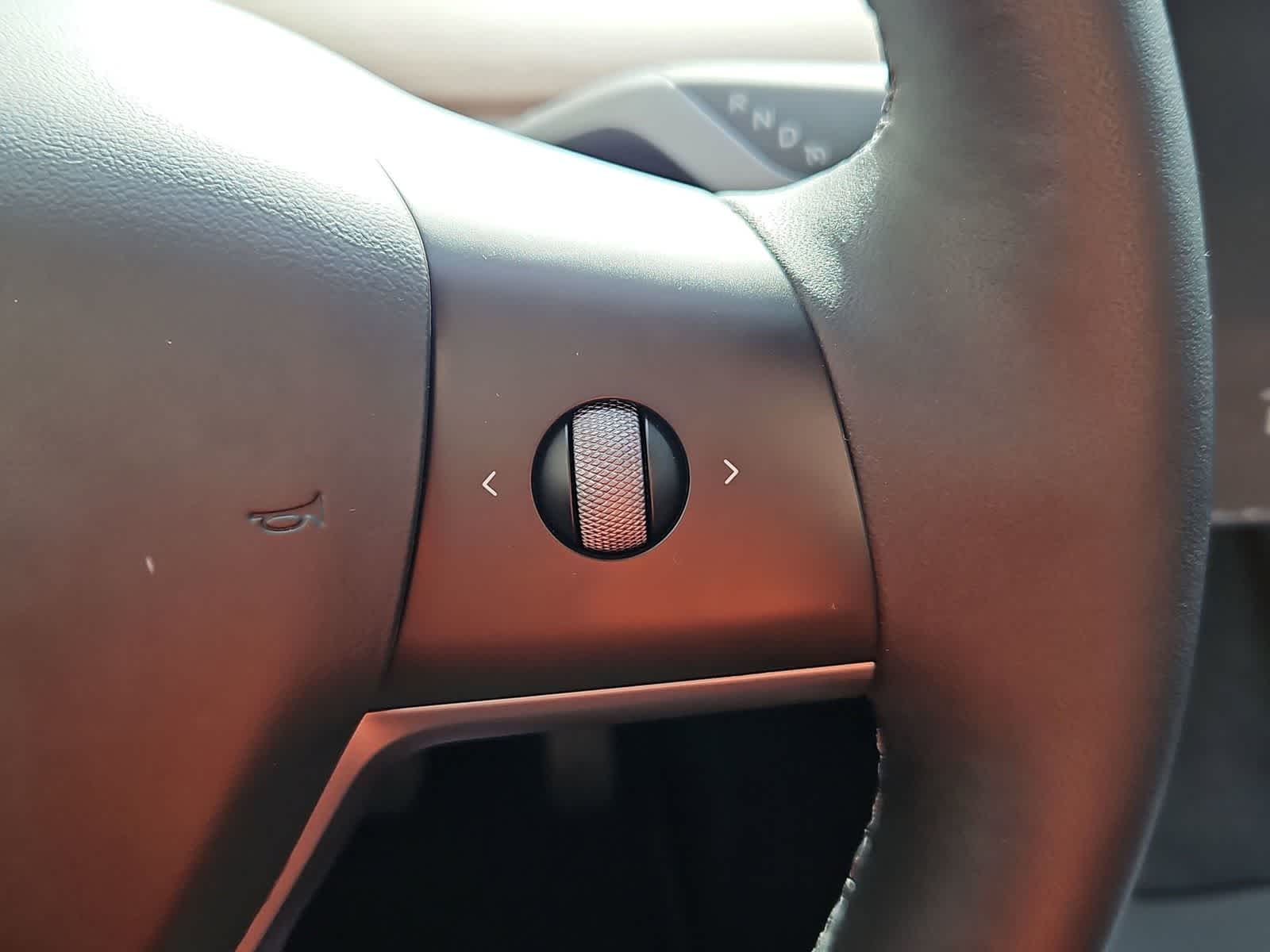 Thumbnail: 2024 Tesla Model Y - 25