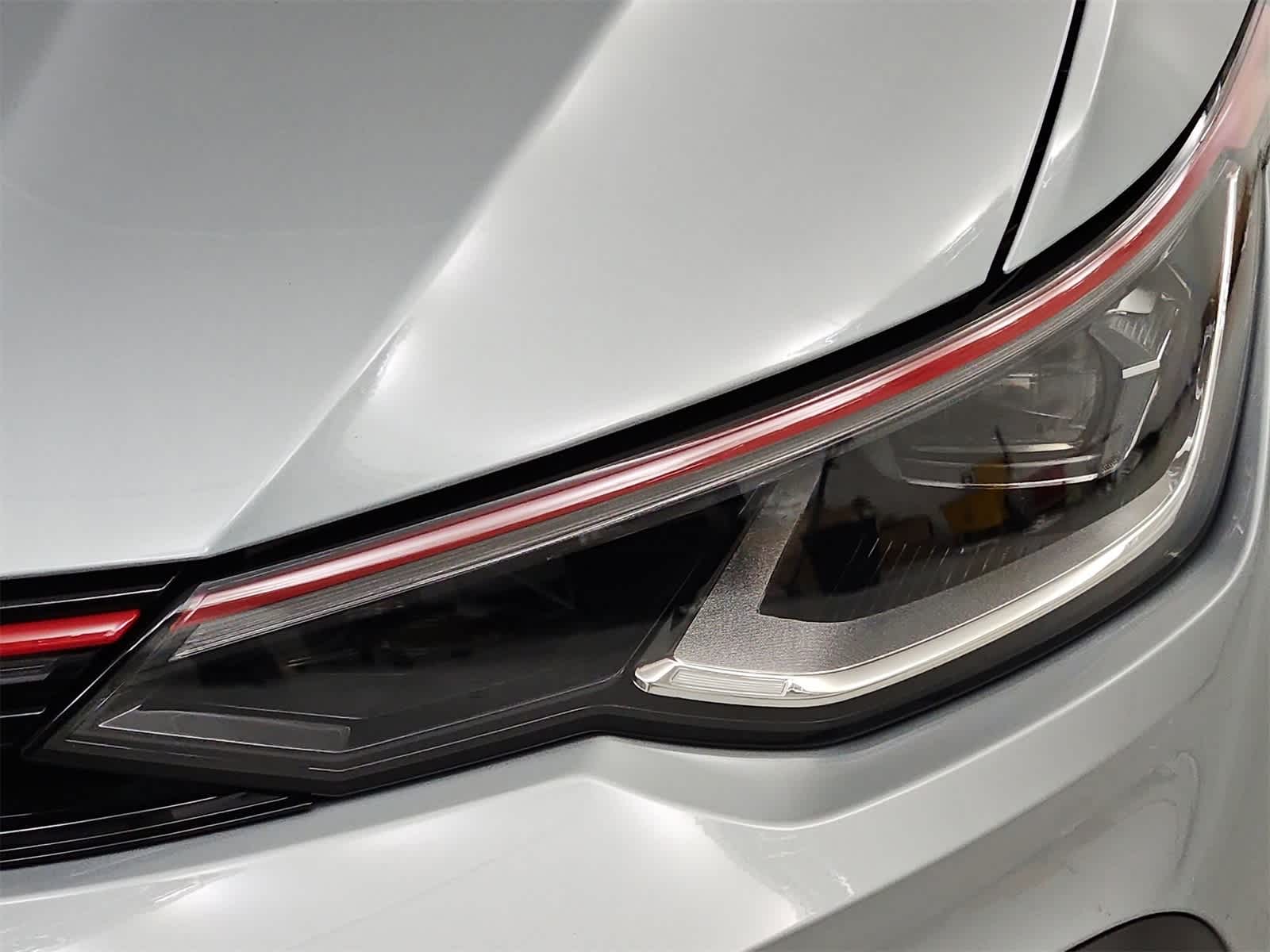 Thumbnail: 2025 Volkswagen Golf - 10