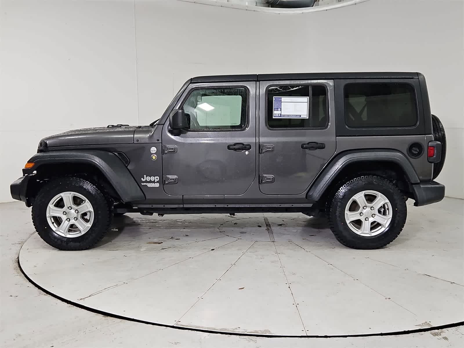 Thumbnail: 2020 Jeep Wrangler - 3