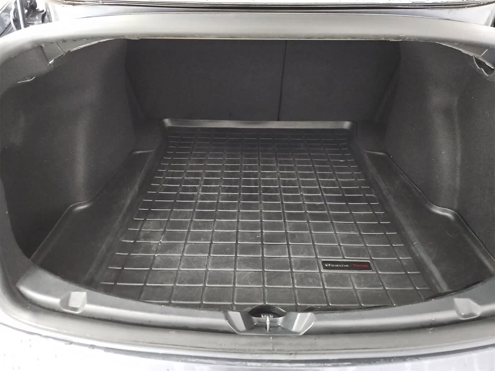 Thumbnail: 2018 Tesla Model 3 - 36