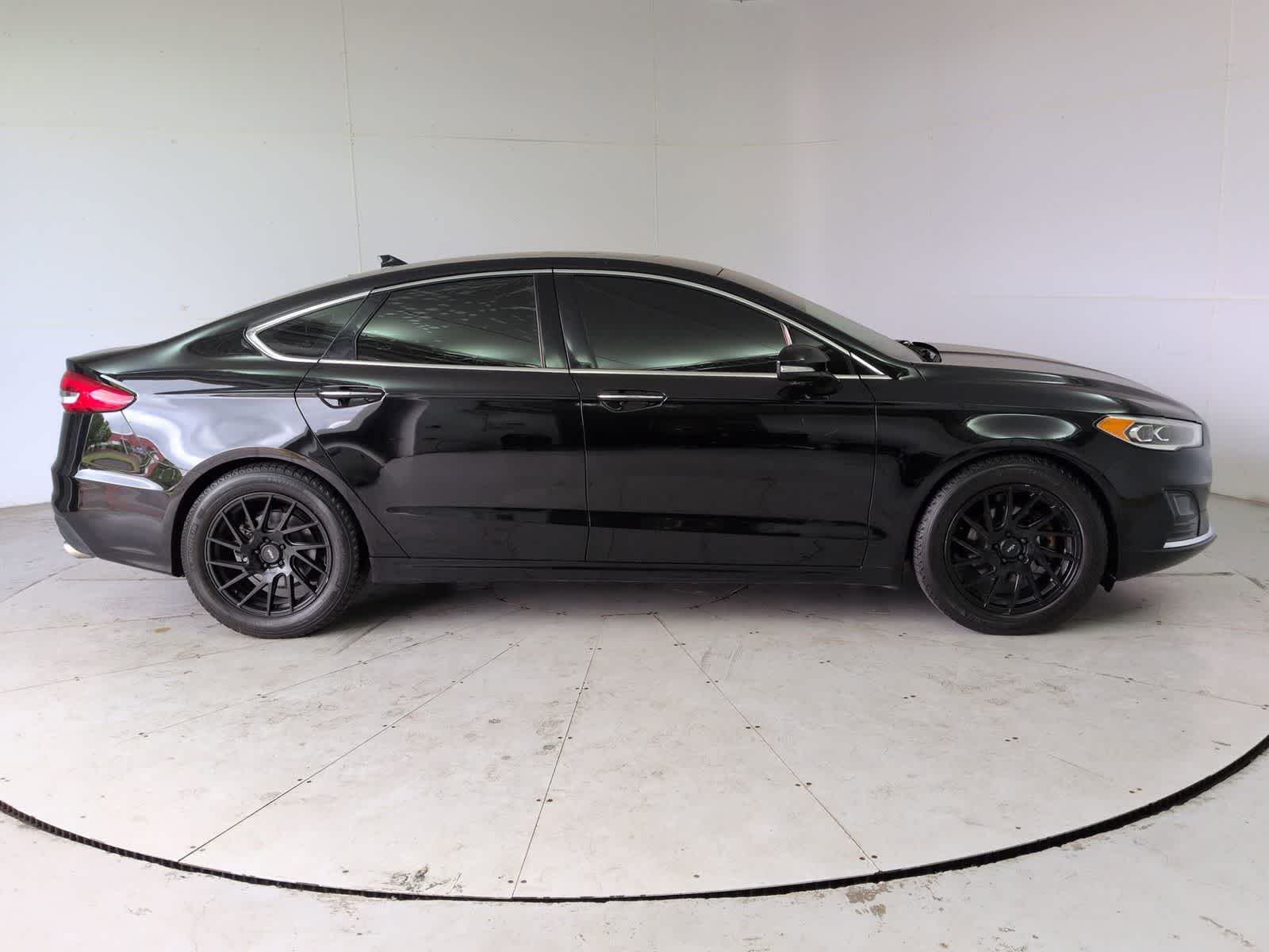 Thumbnail: 2019 Ford Fusion - 7