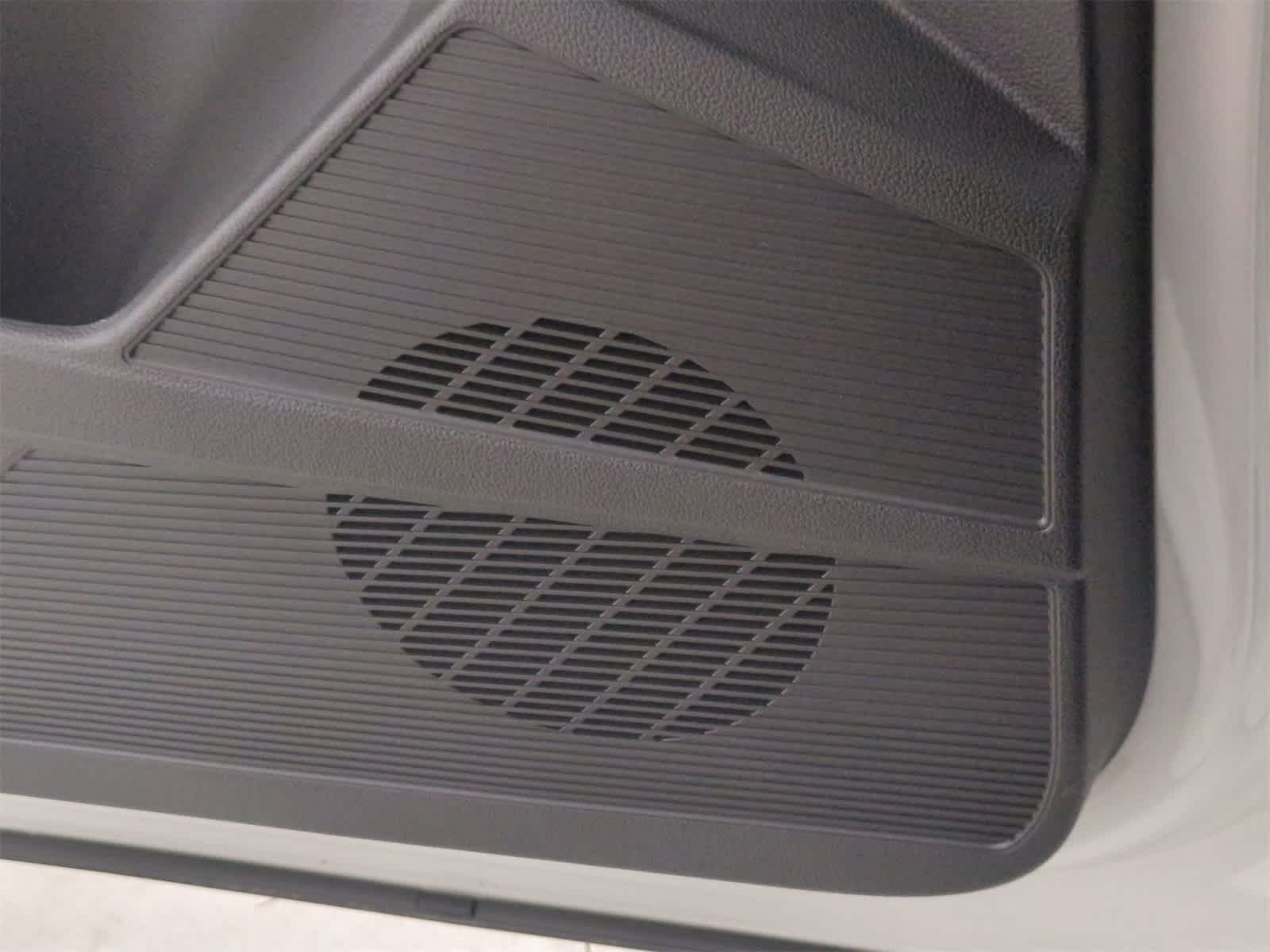 Thumbnail: 2025 Volkswagen Taos - 31