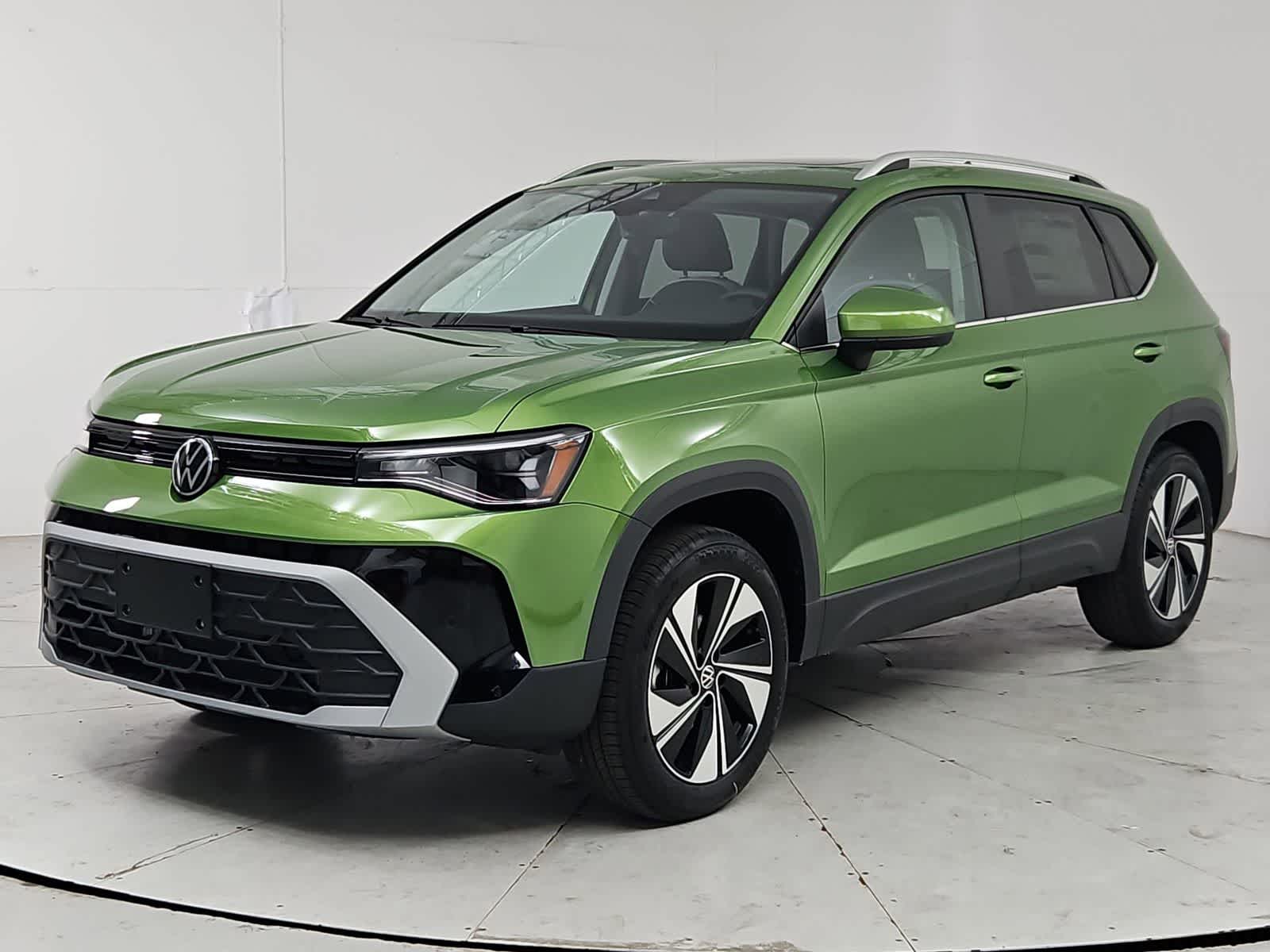 Thumbnail: 2026 Volkswagen Taos - 1