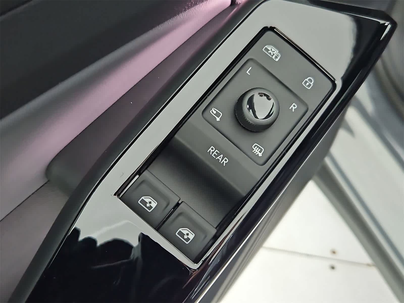 Thumbnail: 2026 Volkswagen ID.4 - 17