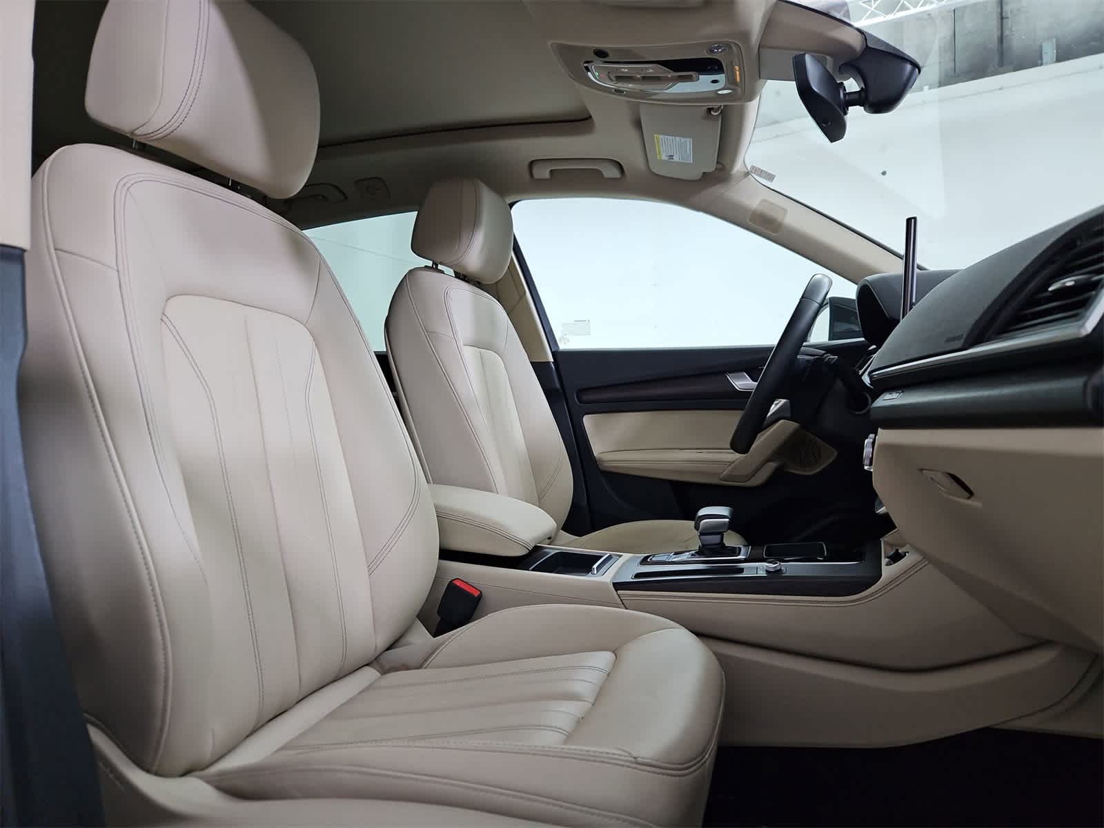 Thumbnail: 2022 Audi Q5 - 23