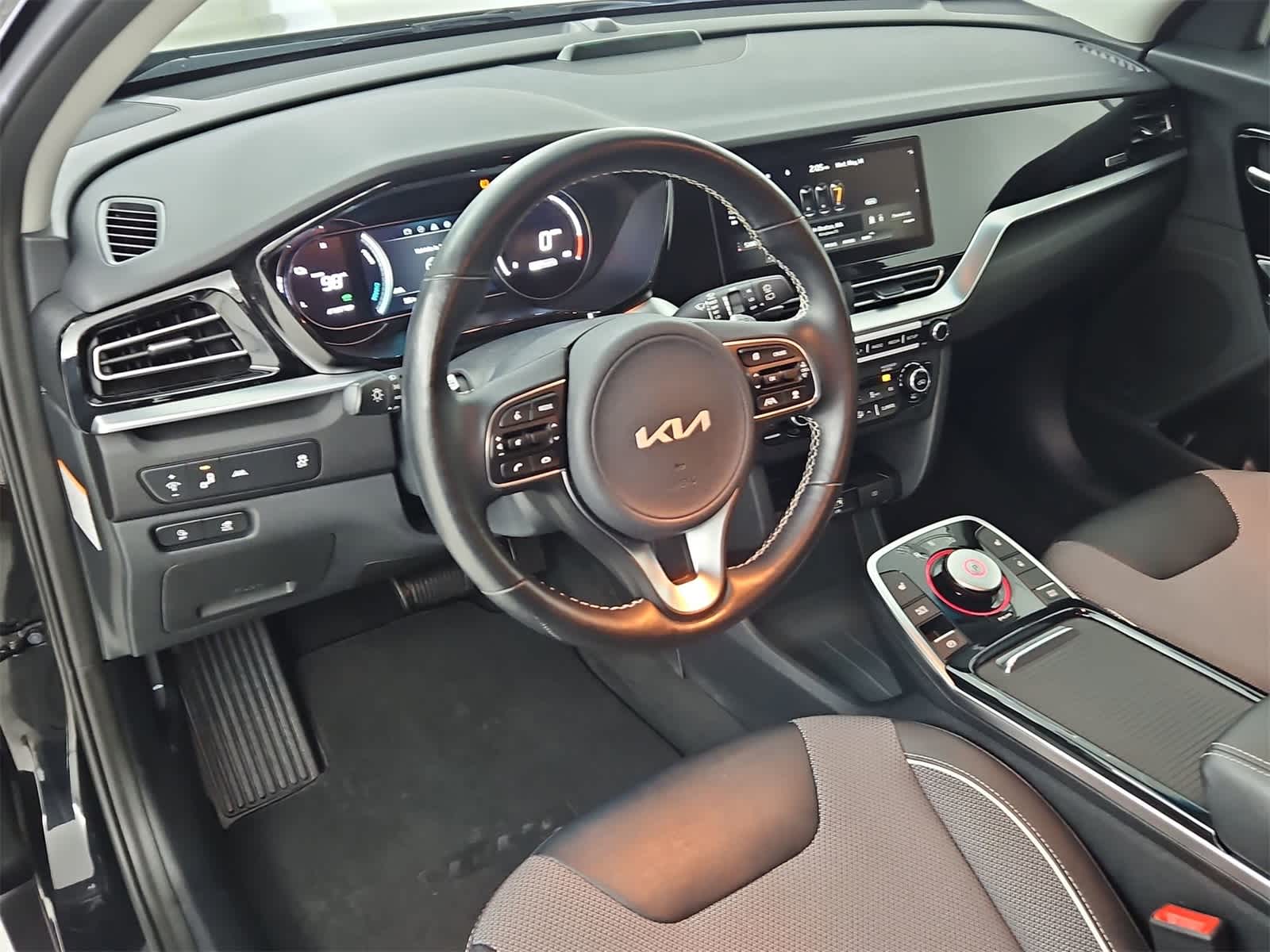 Used 2022 Kia Niro EX with VIN KNDCC3LG5N5144815 for sale in Salem, OR