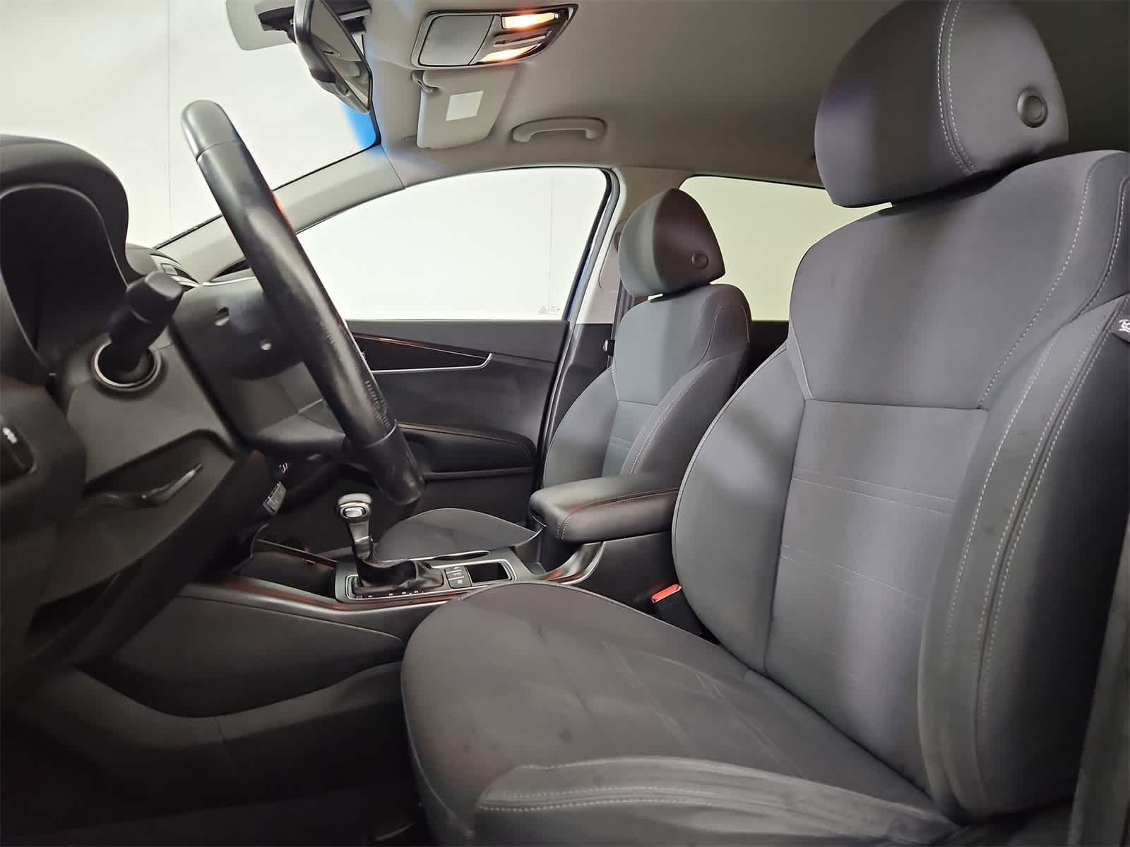 Thumbnail: 2019 Kia Sorento - 16