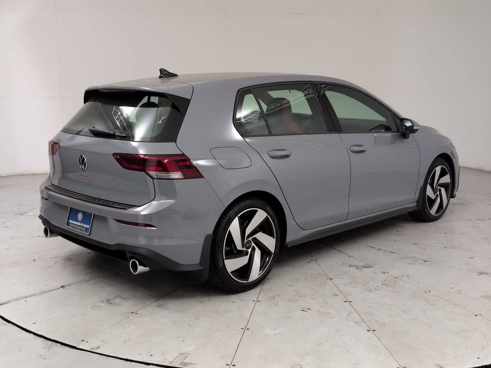 2026 Volkswagen Golf GTI S - Photo 6