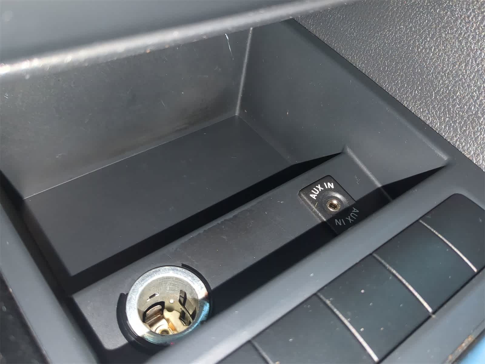 Thumbnail: 2013 Volkswagen Jetta - 27