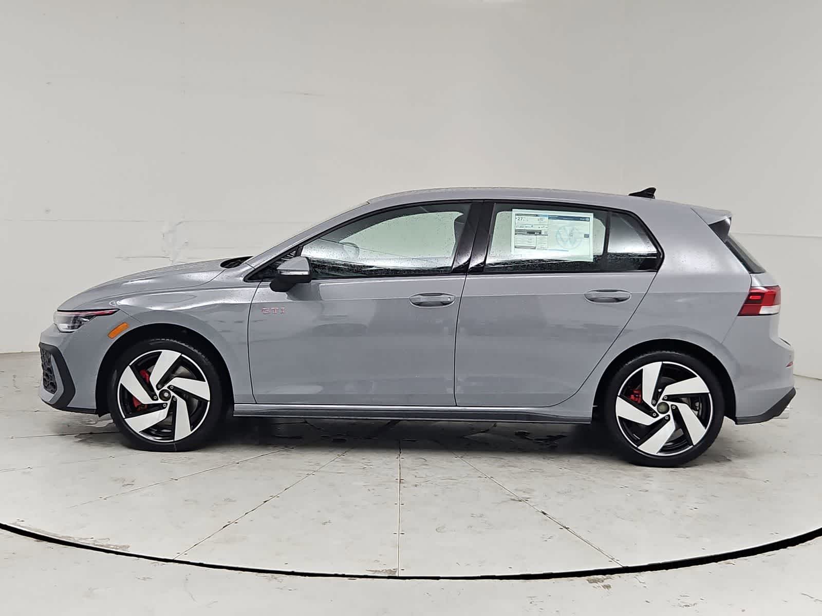 Thumbnail: 2026 Volkswagen Golf - 3